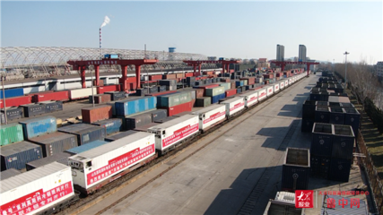山東陸港-廈門象嶼易聯(lián)莫斯科冷鏈集裝箱班列成功開通 技術(shù)進出口新突破