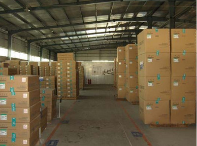 拖柜運輸在貨物進出口與經(jīng)濟技術(shù)交流中的關(guān)鍵作用